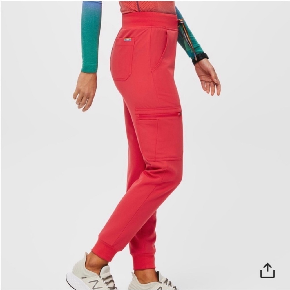 Figs Hibiscus Pride High Waisted Zamola Joggers Scrub Pants Size 4XL NWT - Picture 2 of 9